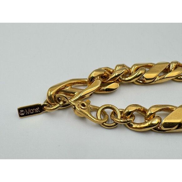 Vintage Monet‎ Gold Tone Figaro Link Chain Link Classic Style Bracelet 7” - Picture 5 of 8